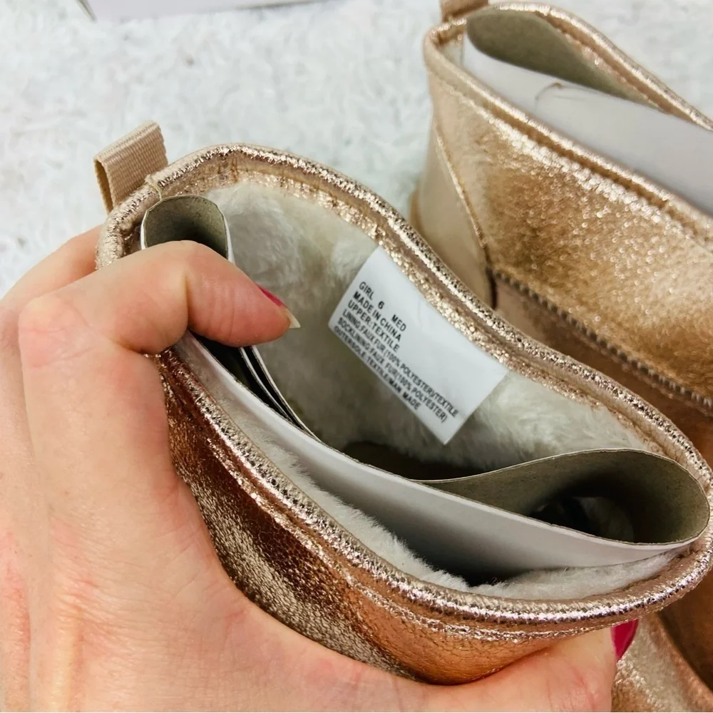 NWT Sonoma Kids rose Gold glitter shiny fleece lined Ankle Boots size 6